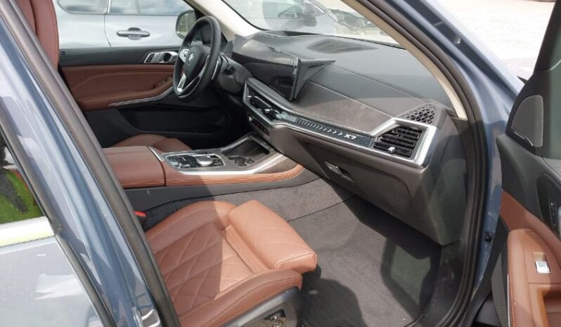 
								2024 BMW X7 full									