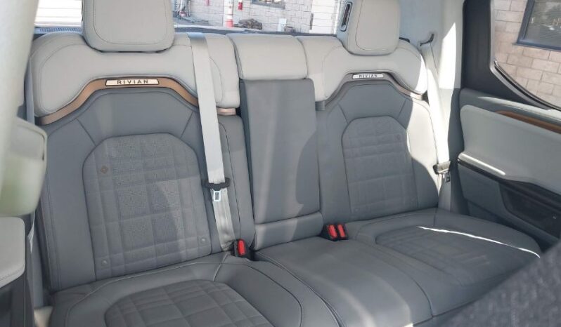 
								2025 Rivian R1t full									