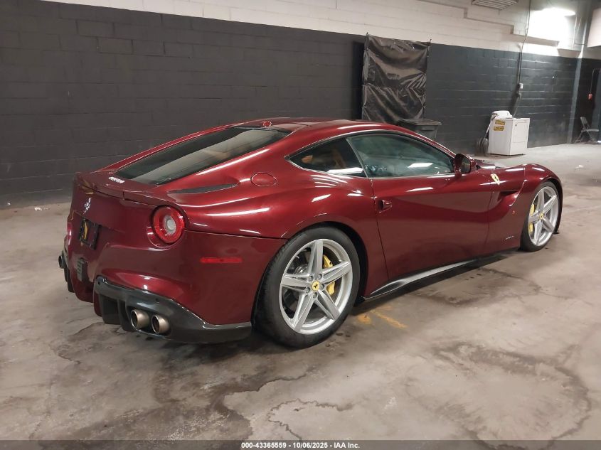 2015 Ferrari F12 berlinetta