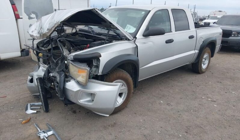 
								2008 Dodge Dakota full									