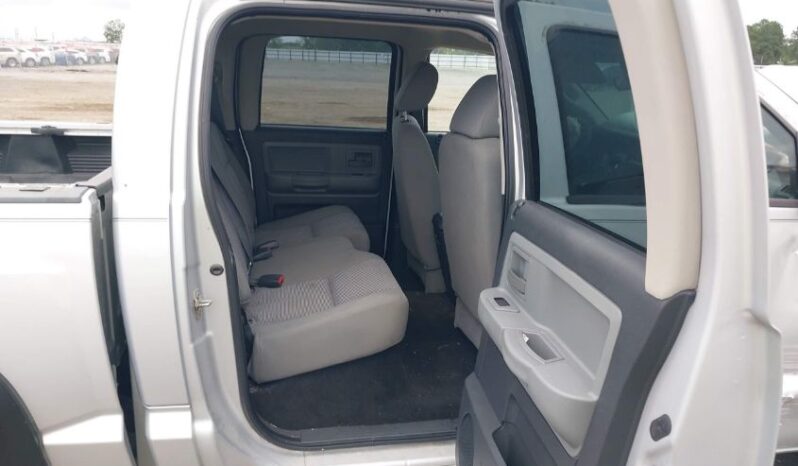 
								2008 Dodge Dakota full									