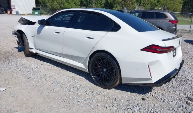 
								2025 BMW M5 full									