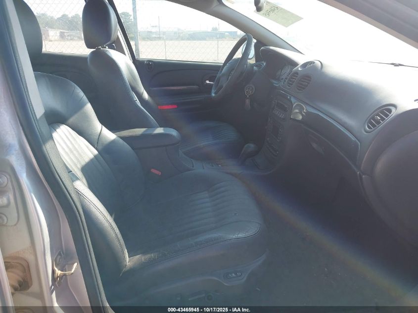 2004 Chrysler 300m