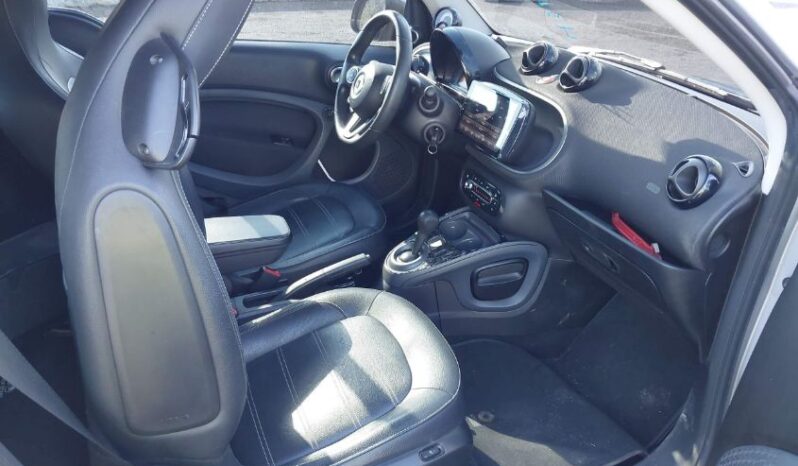 
								2016 Smart Fortwo full									