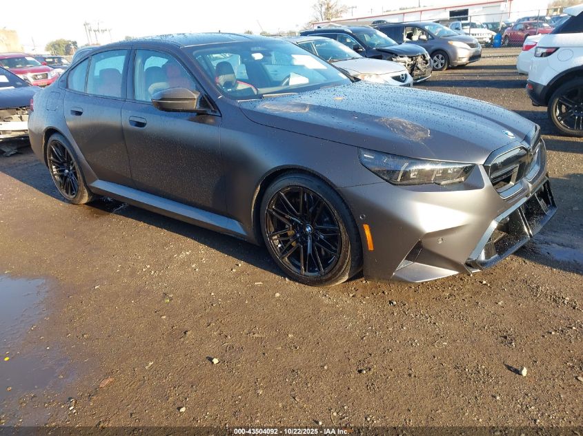 2025 BMW M5