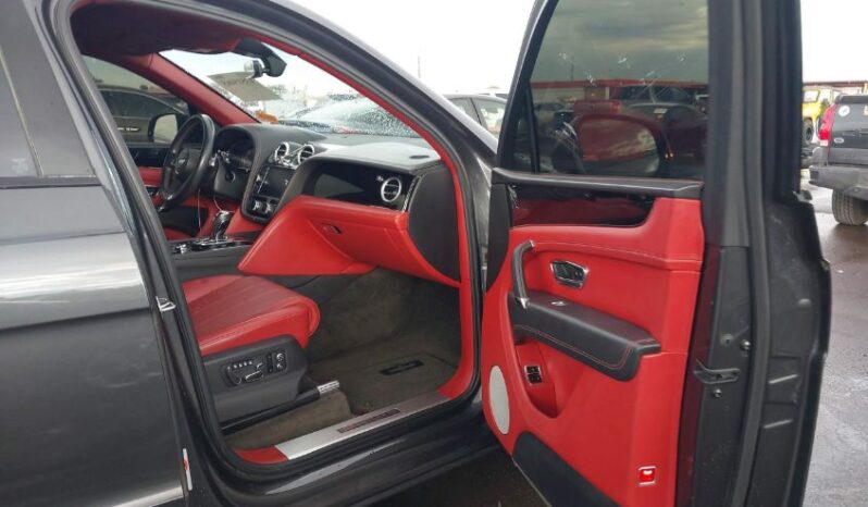 
								2018 Bentley Bentayga full									