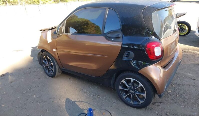 
								2016 Smart Fortwo full									