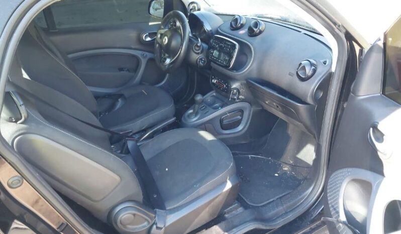 
								2016 Smart Fortwo full									