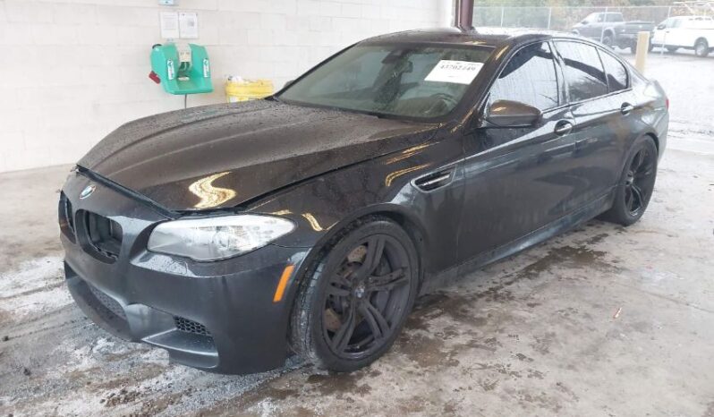 
								2013 BMW M5 full									