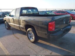 
										2010 Dodge Dakota full									