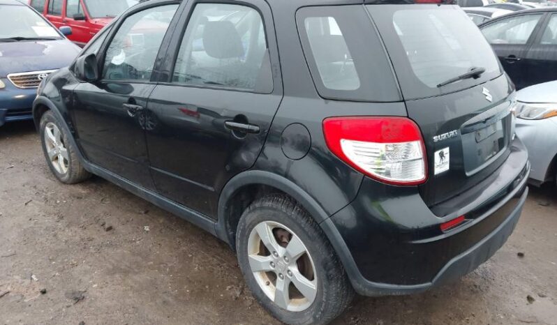 
								2012 Suzuki Sx4 full									