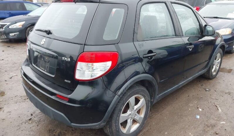 
								2012 Suzuki Sx4 full									