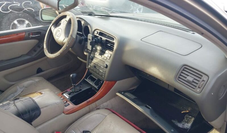 
								2001 Lexus Gs 300 full									