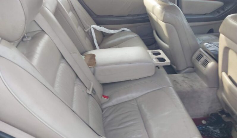 
								2001 Lexus Gs 300 full									