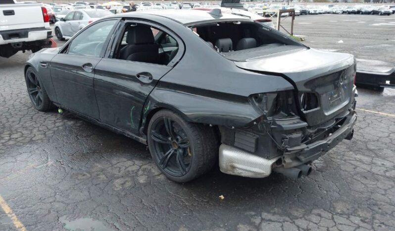 
								2015 BMW M5 full									