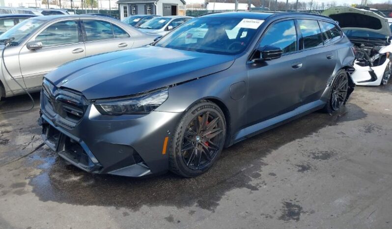 
								2026 BMW M5 full									