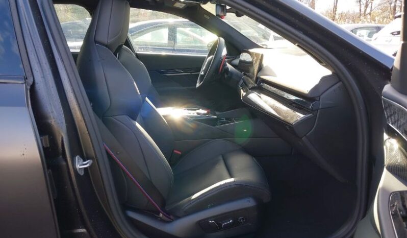 
								2026 BMW M5 full									