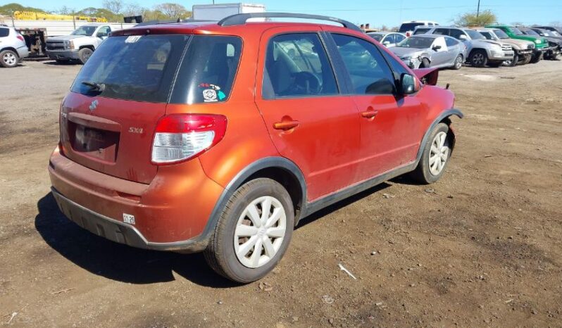 
								2010 Suzuki Sx4 full									