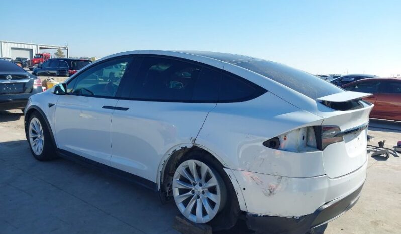 
								2022 Tesla Model x full									