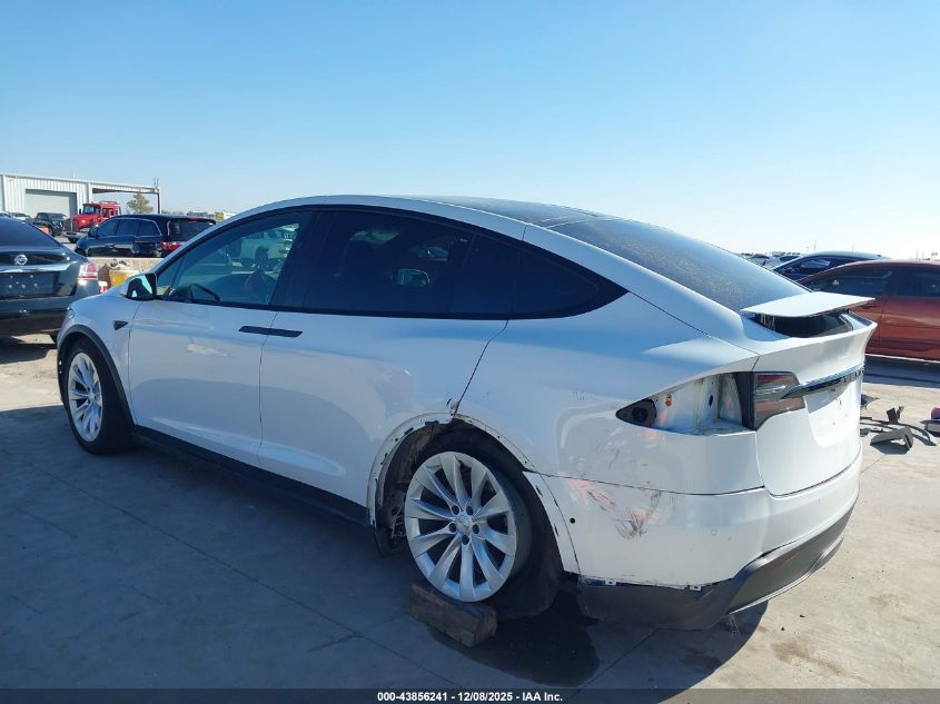 2022 Tesla Model x