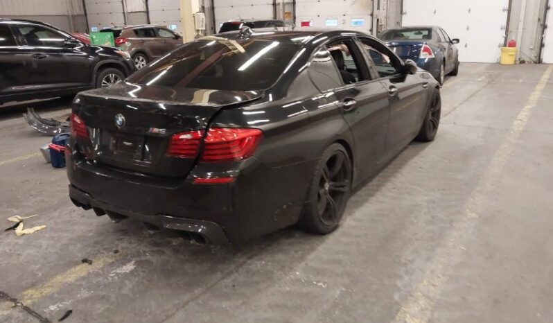 
								2016 BMW M5 full									