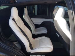 
										2022 Tesla Model x full									