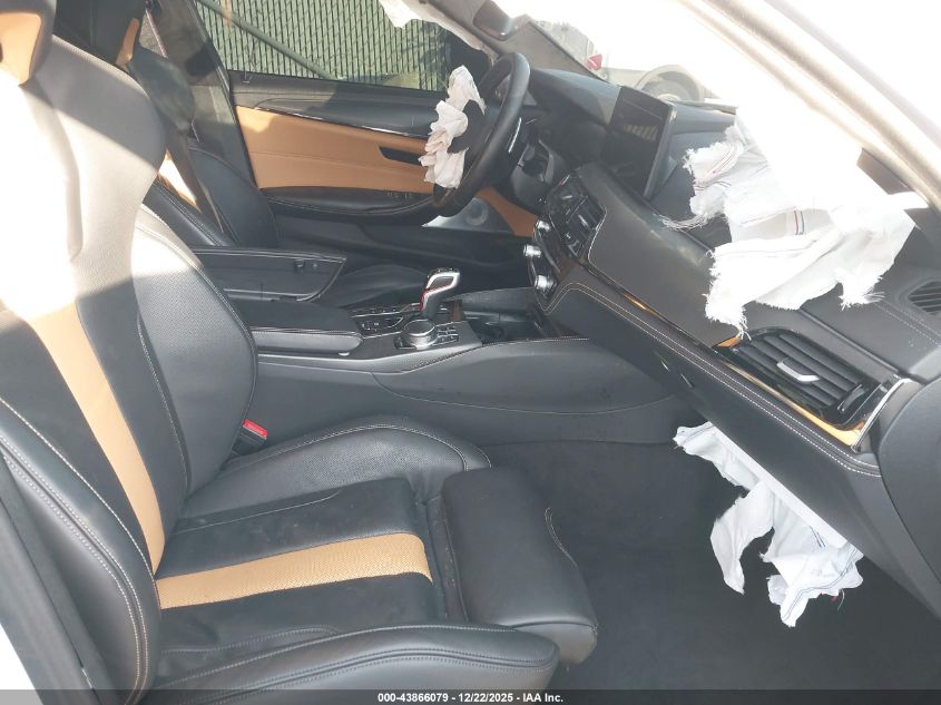 2023 BMW M5
