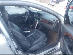 
										2013 Volvo S80 full									