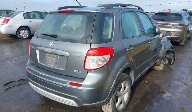 
								2008 Suzuki Sx4 full									