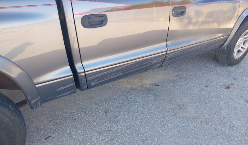 
								2003 Dodge Dakota full									