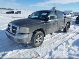 
										2005 Dodge Dakota full									