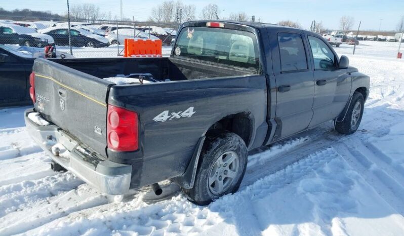 
								2005 Dodge Dakota full									