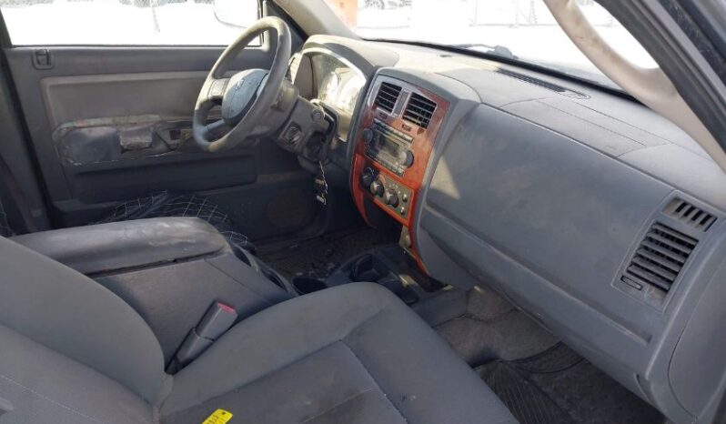 
								2005 Dodge Dakota full									