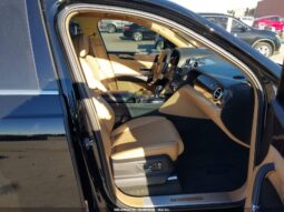 
										2017 Bentley Bentayga full									