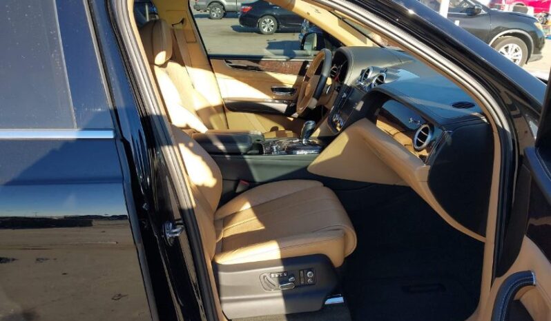 
								2017 Bentley Bentayga full									