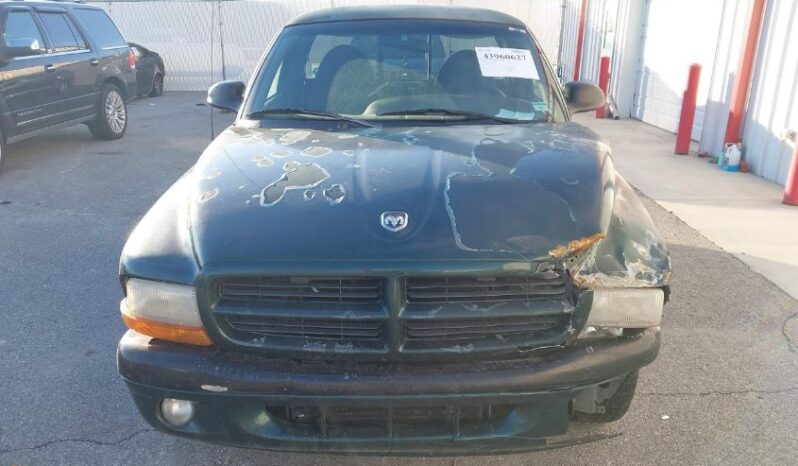 
								1999 Dodge Dakota full									