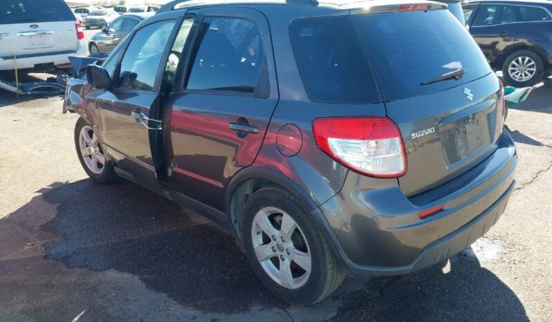 
								2012 Suzuki Sx4 full									