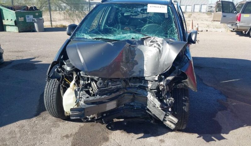 
								2012 Suzuki Sx4 full									