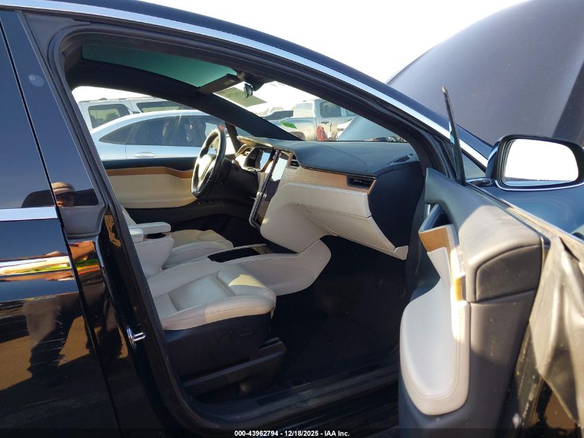 2021 Tesla Model x