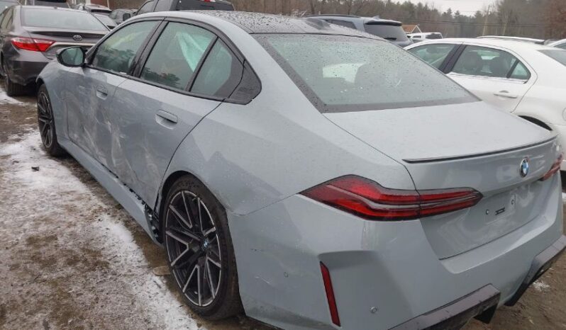 
								2026 BMW M5 full									