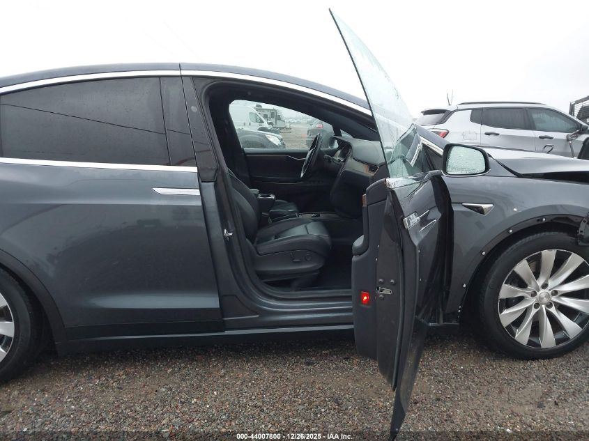 2019 Tesla Model x