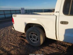 
										2000 Dodge Dakota full									