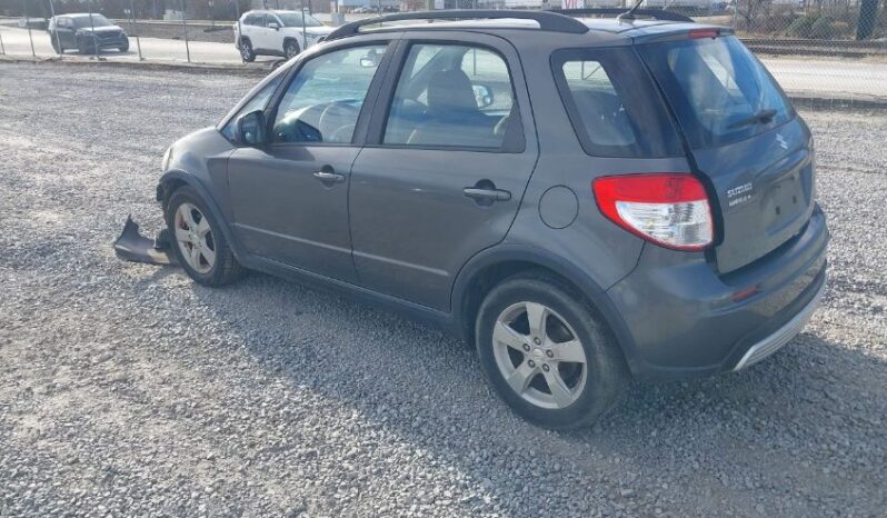 
								2012 Suzuki Sx4 full									