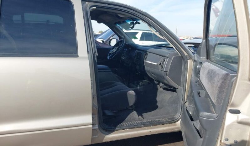 
								2004 Dodge Dakota full									