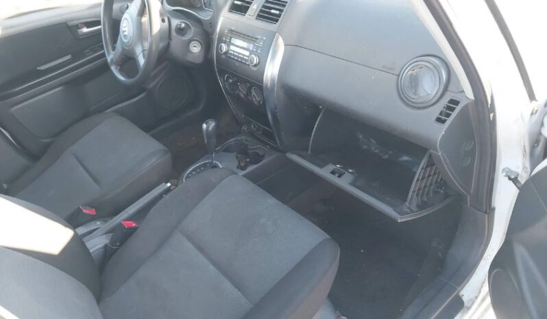 
								2008 Suzuki Sx4 full									