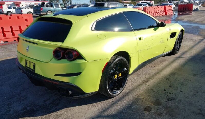 
								2019 Ferrari Gtc4lusso full									