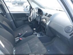 
										2010 Suzuki Sx4 full									