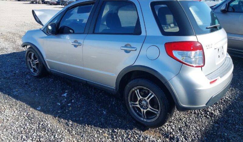 
								2012 Suzuki Sx4 full									