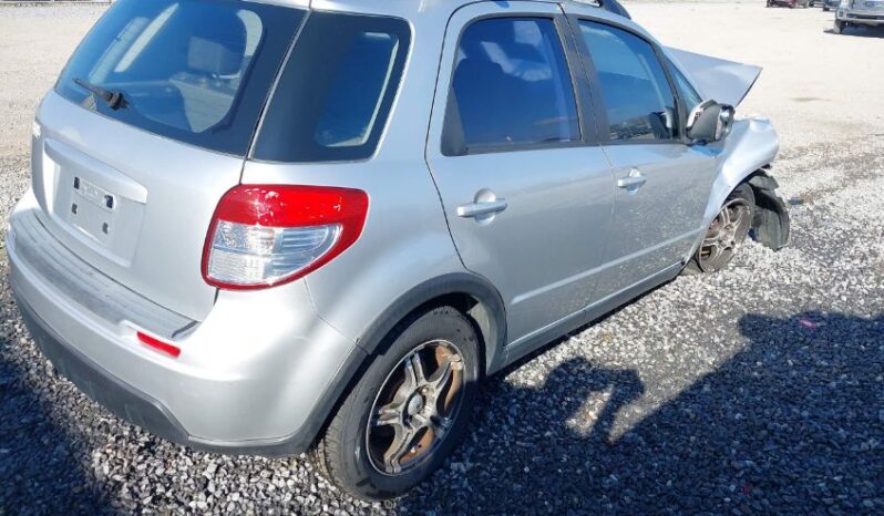 
								2012 Suzuki Sx4 full									