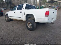 
										2000 Dodge Dakota full									